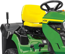 Laden Sie das Bild in den Galerie-Viewer, John Deere X147R Rasentraktor 92 cm Schnittbreite 20 PS V-Twin Motor Hydrostat 300 L Fangkorb Aufsitzmäher